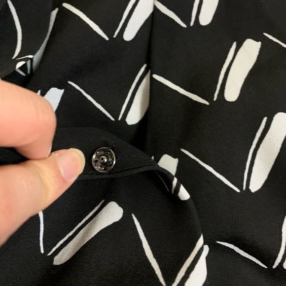 BCBG GEN Romper Size Small - Black/White Pattern - Picture 8 of 8